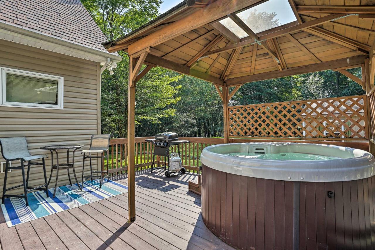 Family Home With Hot Tub, Close To Lake And Hiking! Albrightsville エクステリア 写真